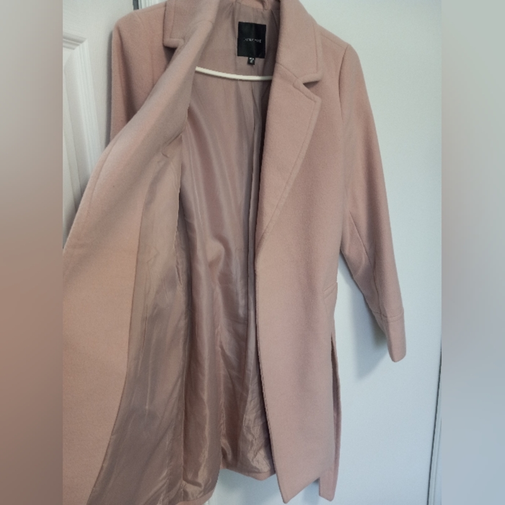 Dynamite Coat - Picture 3 of 3